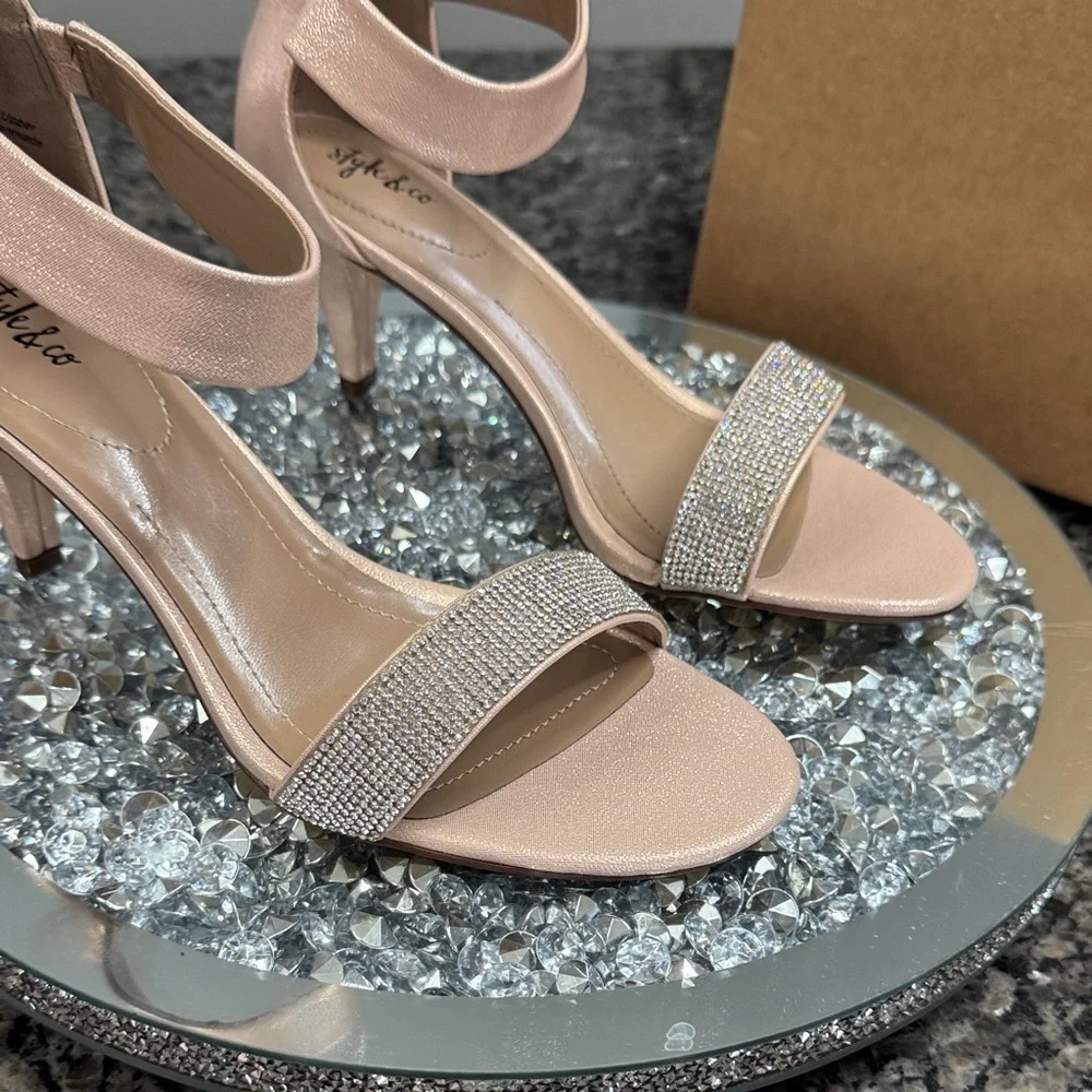 Style & Co. Phillyis blush Pink rose gold Silver rhinestone heels new 8.5W